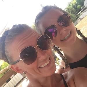 Meet your Posher, Brittney